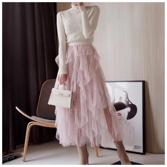 The DESPOINA Sheer Ruffle Skirt - Picture 3 of 8